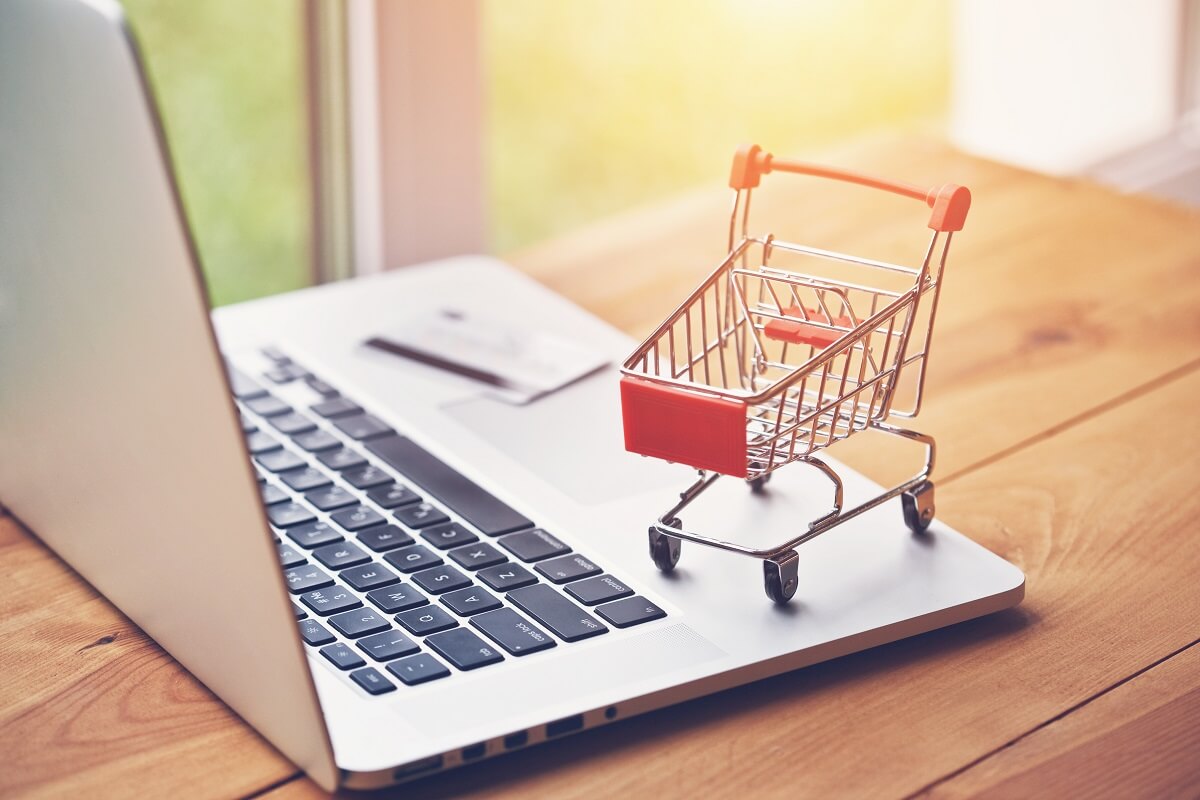 Shopping cart on laptop to indicate shopping cart abandonment rate