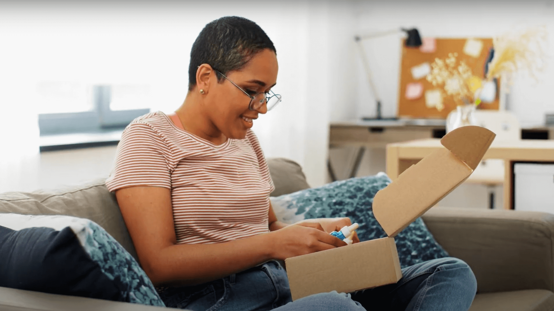 Subscriber receiving order from a Salesforce Commerce Cloud retailer